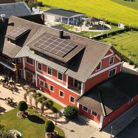Landhotel Grabinger Швандорф ин Байерн Екстериор снимка